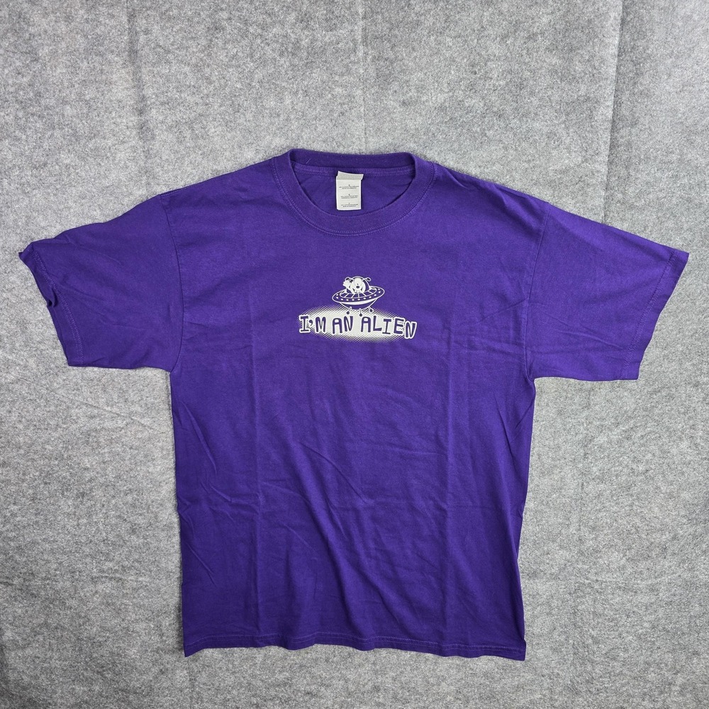 Im An Alien Shirt Mens‎ Large Purple Christian Bible Verse UFO Space Graphic Tee